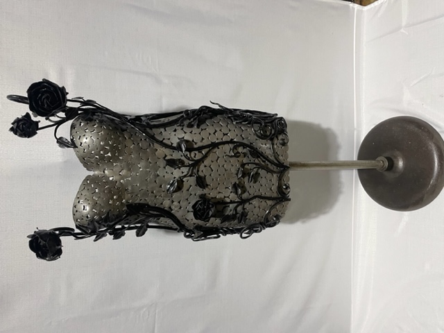 Front view of The Belle of Balywn sculpture